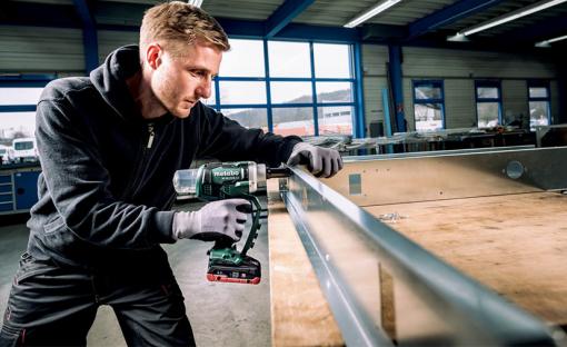 Metabo intègre sa première riveteuse NP 18 LTX BL sans-fil à concept Pick+mix