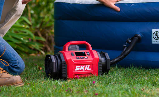 VA1E3153CA SKIL : un compresseur d'air sur batterie à double fonction pratique et polyvalent