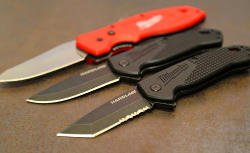Couteaux pliants Milwaukee Hardline et Fastback