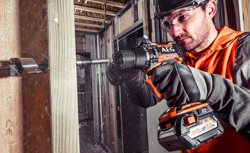 Perceuse visseuse à percussion BSB 18BL AEG Powertools