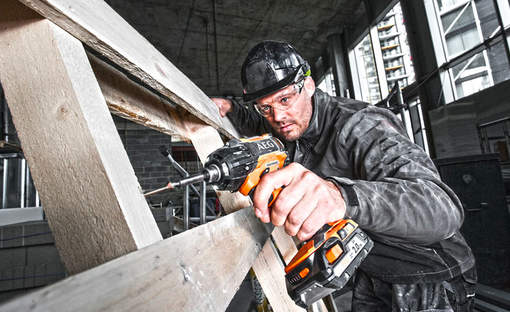 Visseuse à chocs oléopneumatique BSS18OP AEG Powertools