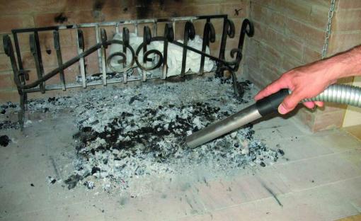 Aspirateur de cendres RIBITECH CENETOP