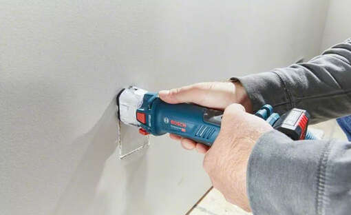 affleureuse plaque de plâtre sans fil GCU 18V-30 Professional Bosch