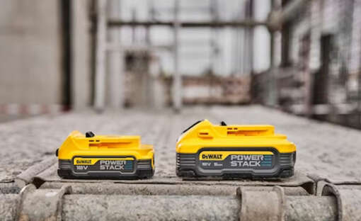 batteries renforcées Powerstack XR 18 V DCBP518G-XJ et DCBP034G-XJ Dewalt 