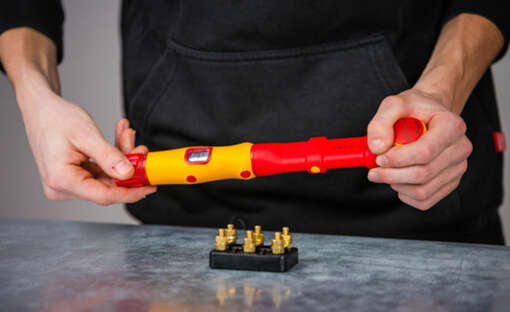 clé dynamométrique electric isolée 2822 Wiha
