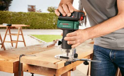 affleureuse sans fil AdvancedTrimRouter 18 V-8 Bosch