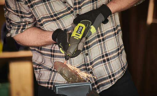 mini-outil multifonction sans fil 12 V RRT12 Ryobi