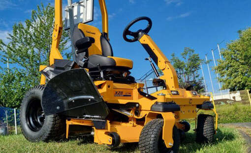 Nouvelles tondeuses autoportées XZ8 Cub Cadet 