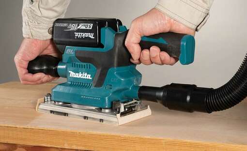 ponceuses vibrantes sans fil DBO380 et DBO381 Makita 