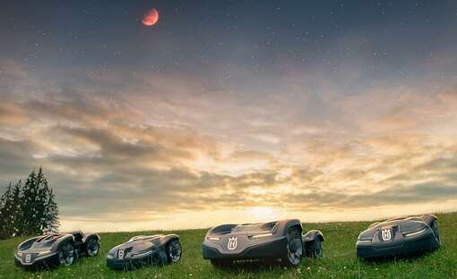 robots tondeuses Automower Husqvarna célèbrent le 10e anniversaire du robot rover Curiosity 