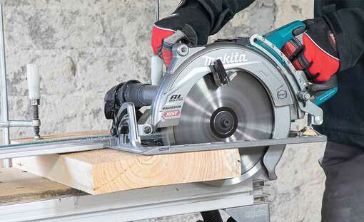 scie circulaire sans fil 40 V max Li-Ion RS002G Makita