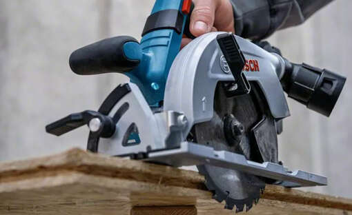 scie circulaire sans fil KS 18V-57-2 L Professional Bosch