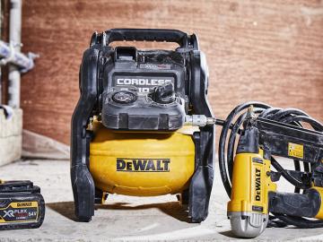 Compresseur sur batterie DEWALT DCC1054 XR FLEXVOLT