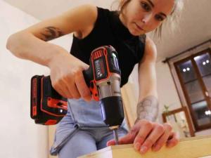 BLACK+DECKER Fabriquer un plateau à partir d'un cadre en bois