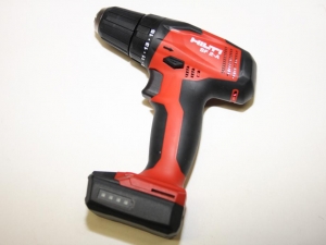 Perceuse visseuse Hilti SF 2-A  © Benjamin LEHARIVEL - Zone Outillage