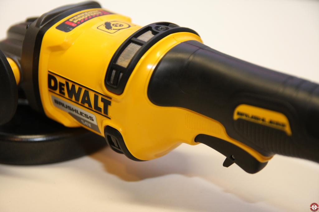 DEWALT Brushless XR Meuleuse sans fil poignée latérale 1000W 9000tr/min DEWALT Brushless XR Meuleuse sans fil poignée latérale 1000W 9000tr/min