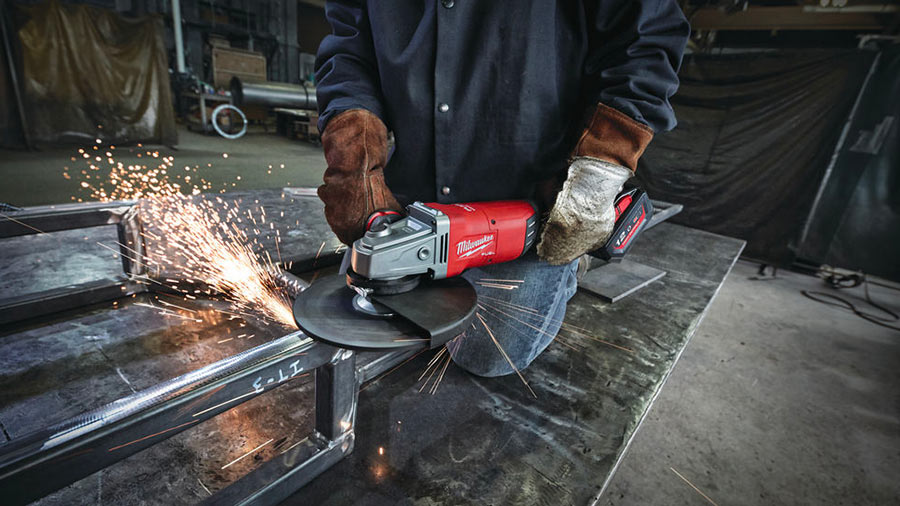 MEULEUSE MILWAUKEE M18 FLAG230XPDB-121C - Machines