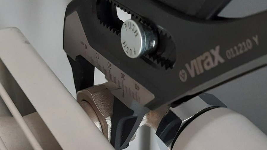 La pince-clé 10'' 250mm 0112 Virax