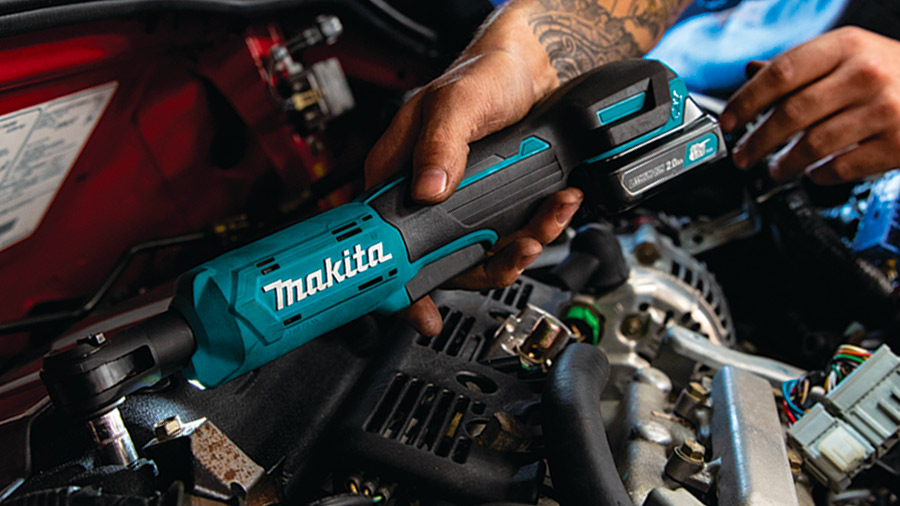 Makita présente sa nouvelle clé à cliquet sur batterie WR100DZ