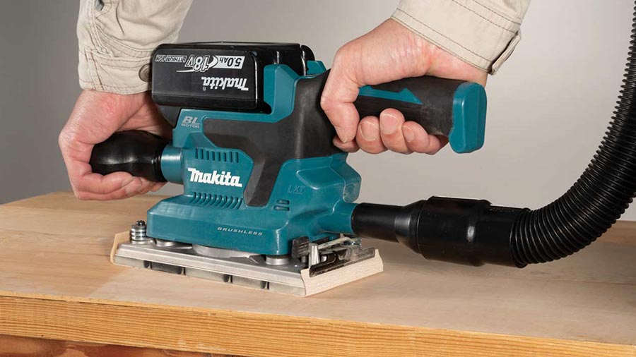 Test complet de la meuleuse sans fil Makita DGA505RMJ - Zone Outillage